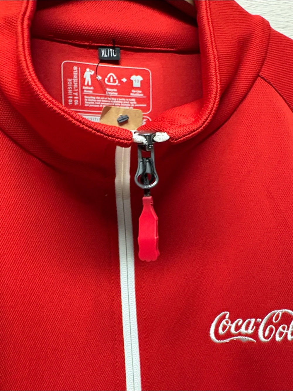 Coca Cola Men's Red Casual Full Zip Sweater - Picture 4 of 10